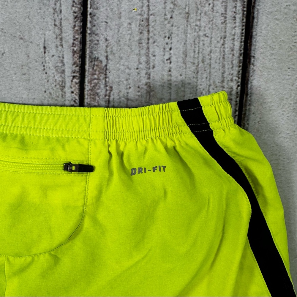 Nike Dri-FIT Men’s Large Neon Yellow Running Shorts Zipper Pocket - Picture 3 of 10